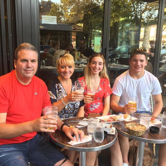 Meet your Posher, Chantal - Picture 1 of 1